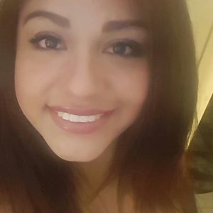 Meet your Posher, Roxy