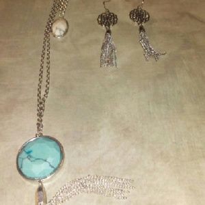 Necklace and earring set