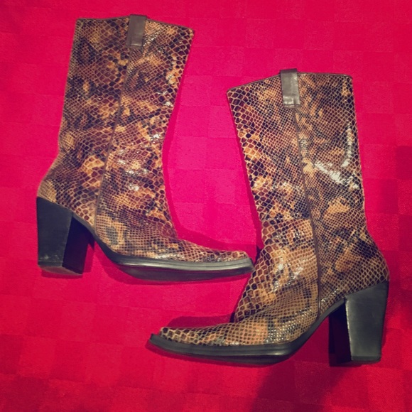 Me Too faux snakeskin boots