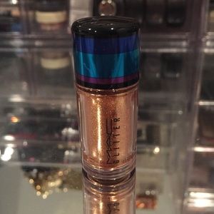 Brand New MAC Reflects Bronze Glitter Pigment