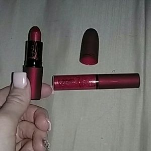 Rihanna viva glam MAC lipstick and lip glass set!