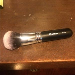 Morphe M439 brush