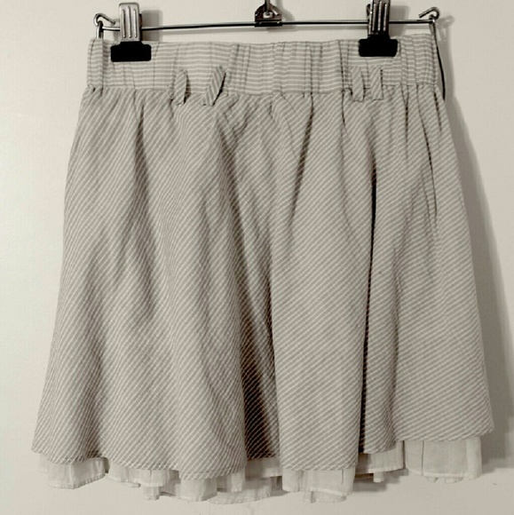 Layered skirt - Picture 4 of 4