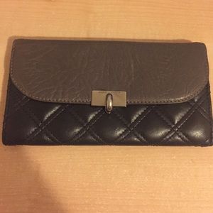 Marc Jacobs wallet!