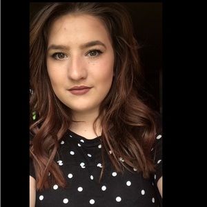 Meet your Posher, Bailey