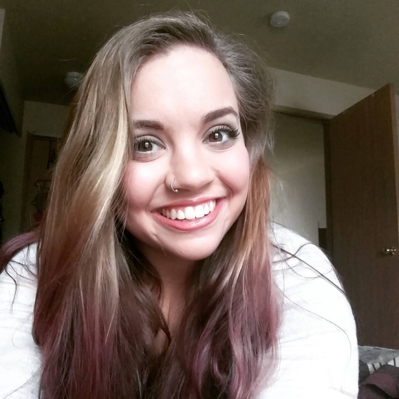 Meet your Posher, Jocelyn