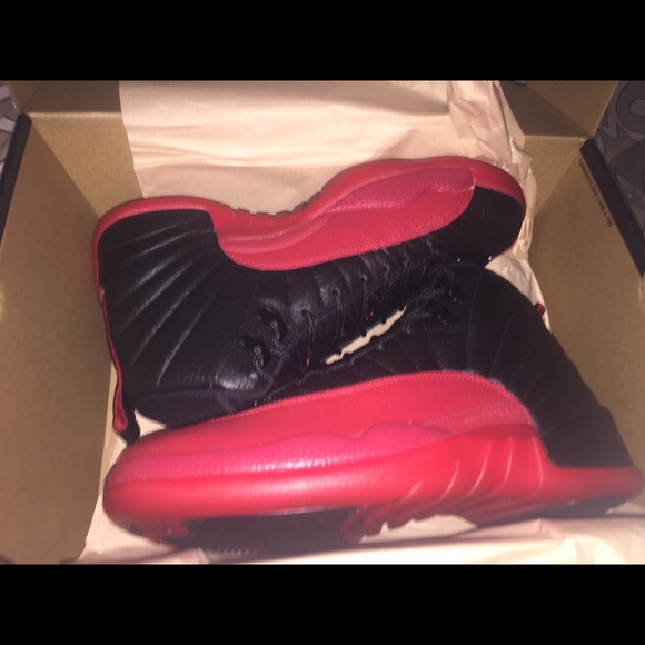 Shoes - Picture 2 of 2