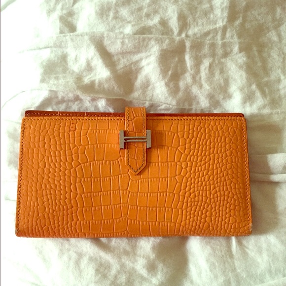 Authentic Hermes Bearn Wallet