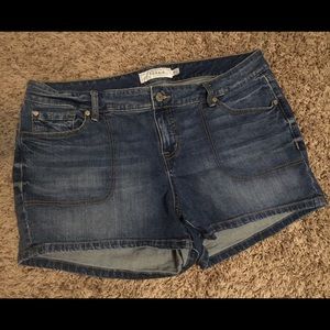 Torrid shorts size 18