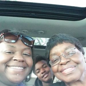 Meet your Posher, Alicia