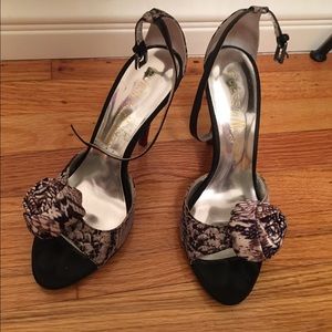 Shoes - Guess by Marciano