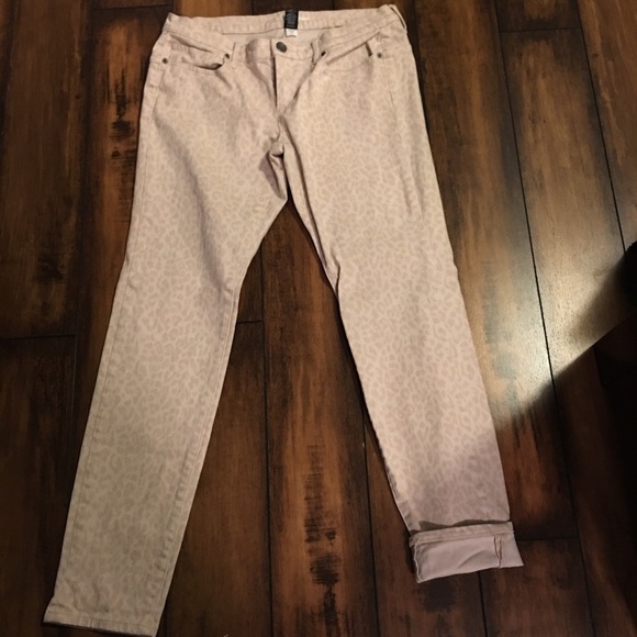 VS siren leopard print Jean - Picture 2 of 2