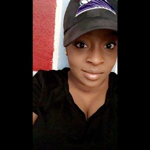 Meet your Posher, Tara