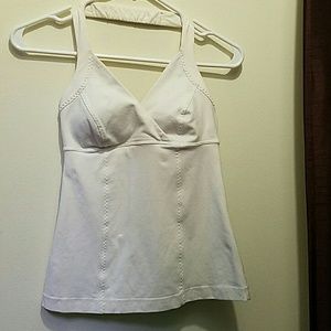 White lululemon active top