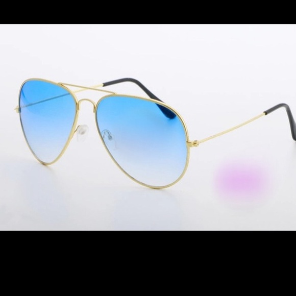 🎉🎉Ice Blue with gold detailing 🎉🎉 - Picture 2 of 2