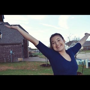 Meet your Posher, Veronica