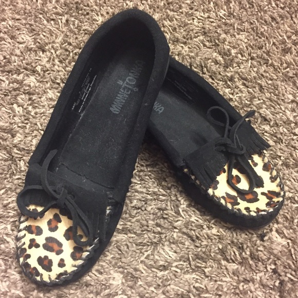 Minntanka cheetah shoes