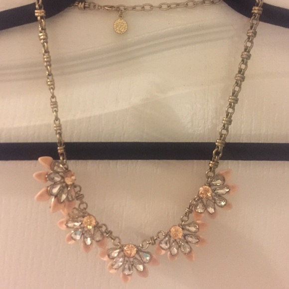 Crystal Statement Necklace!