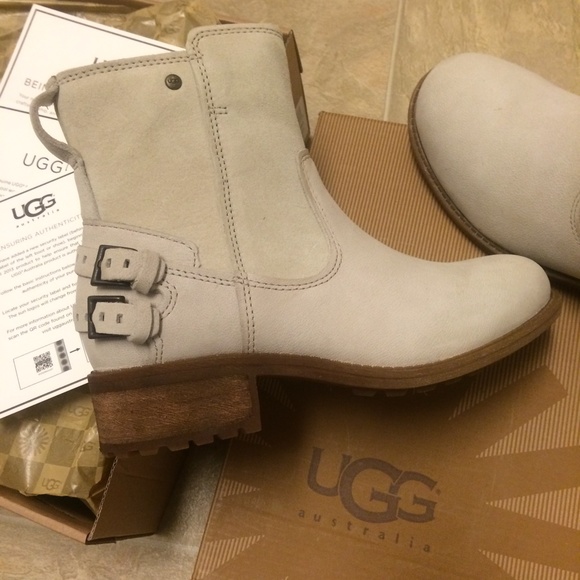 UGGpure (TM) Boot - Picture 3 of 4