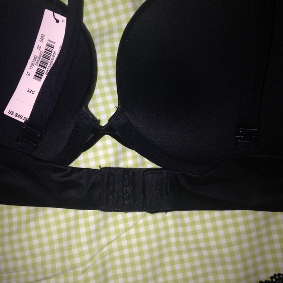 NWT VS MATCHING BRA AND PANTY - Picture 2 of 2