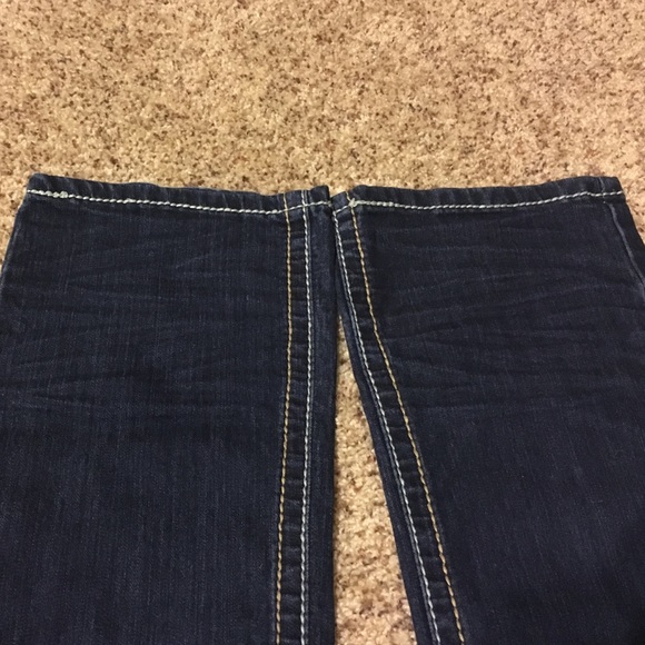 Jeans - Picture 3 of 4