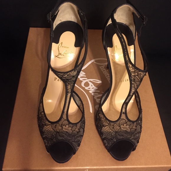 New Authentic Christian Louboutin SIZE 37.5 - Picture 3 of 4