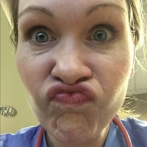 Meet your Posher, Abigail