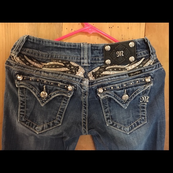 MissMe jeans: boot cut. Size 26.