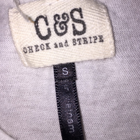 White Tank That Ties at Bottom - Picture 3 of 4