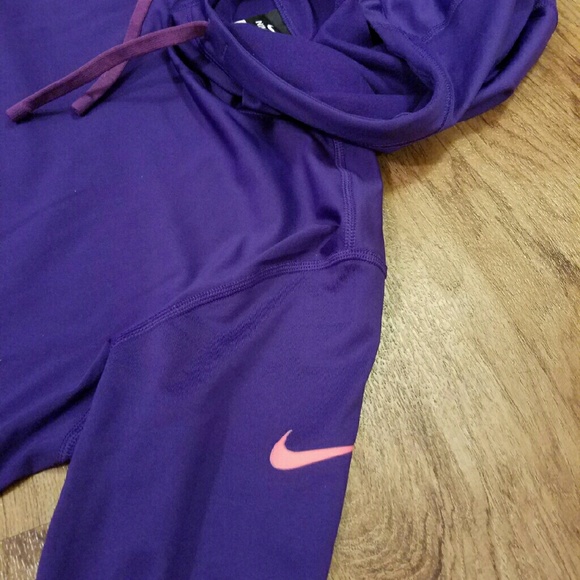 NWOT Nike DRI FIT Cowl Neck Hoodie, Large CUTE!!! - Picture 2 of 4
