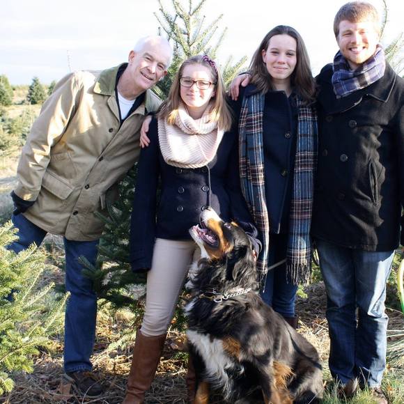 Meet your Posher, Nicole - Picture 2 of 3