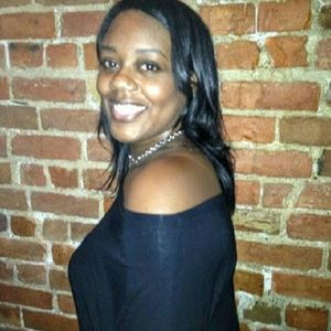 Meet your Posher, Ronyett