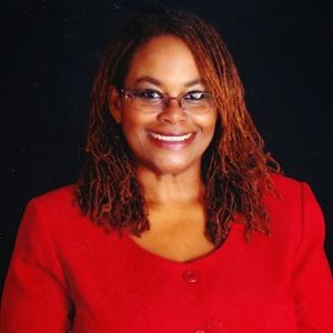 Meet your Posher, Dominique