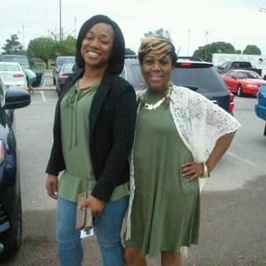 Meet your Posher, Ellen