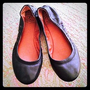 Lucky Brand LK Emmie Flat