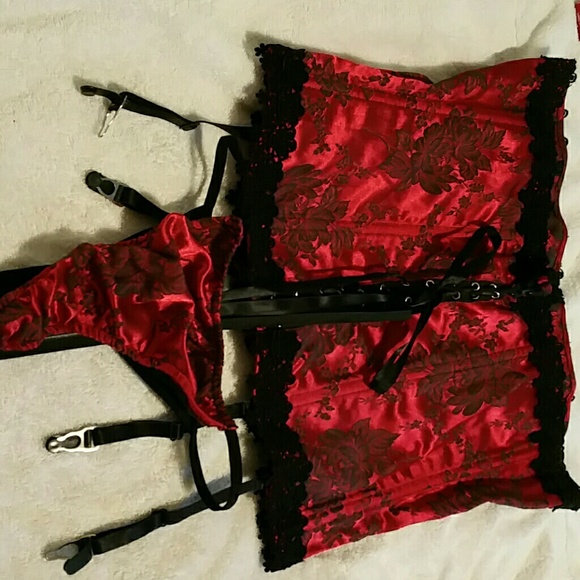 NWOT corset and thong
