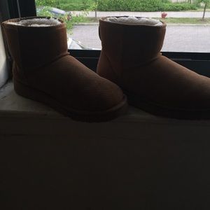 Short authentic uggs