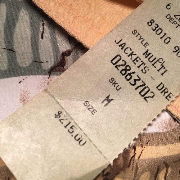 !!New, Just Arrived!! "CACHE'" Skirt & Jacket Set - Picture 3 of 4