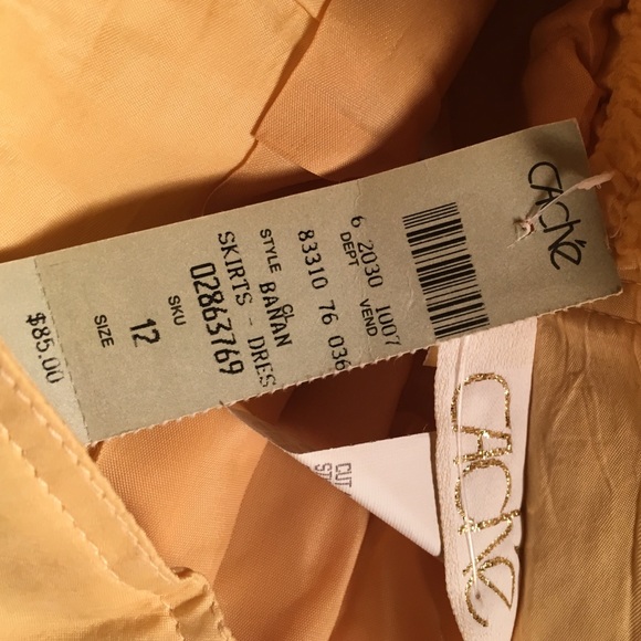 !!New, Just Arrived!! "CACHE'" Skirt & Jacket Set - Picture 4 of 4