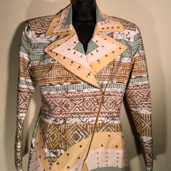 !!New, Just Arrived!! "CACHE'" Skirt & Jacket Set - Picture 2 of 4