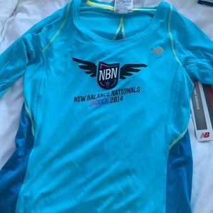 New balance compression top with tags