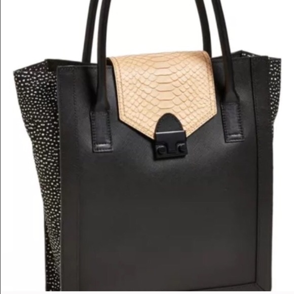 Loeffler Randall Handbags - 🆕 LOEFFLER RANDALL Black & Tan Leather Work Bag