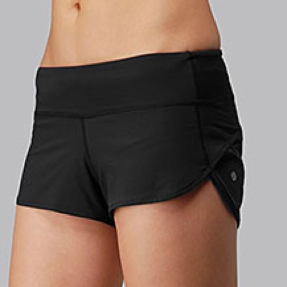 Lululemon Black Run Speed Shorts size 6