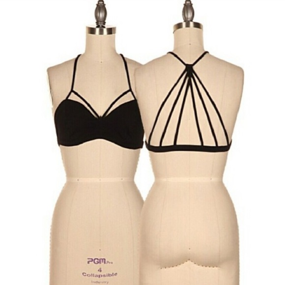 Reduced 🎉  new - black scrappy bralette - Picture 2 of 3