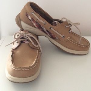 NWOT Women's Sperry Boat Shoes $75 OR BEST OFFER