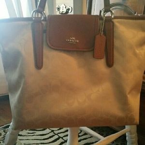 Like new Coach purse !