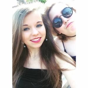 Meet your Posher, Ana