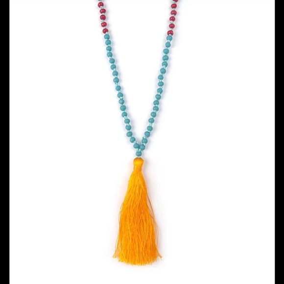 🎉NEW🎉 fab-u-lous tassel necklace. - Picture 2 of 3