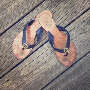 Tory Butch Black Thora sandals size 7