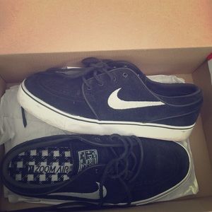 Nike Janoski